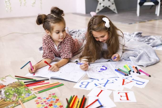 Ausmalbilder zum Ausdrucken für Kinder und kreative Beschäftigung