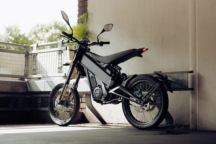 Talaria MX4 als leistungsstarkes Elektrobike für vielseitige Abenteuer