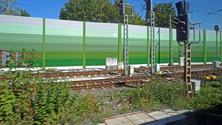 Schallschutzwand Baustelle mieten: Punkte zu Preis, Mietlösung und effektiver Lärmminderung